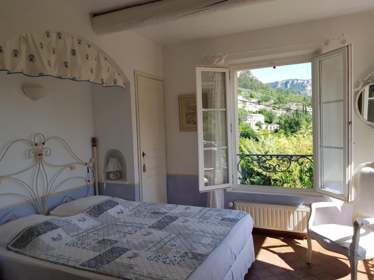 Bed and Breakfast Bastide des Oliviers Moustiers-Sainte-Marie Exterior foto