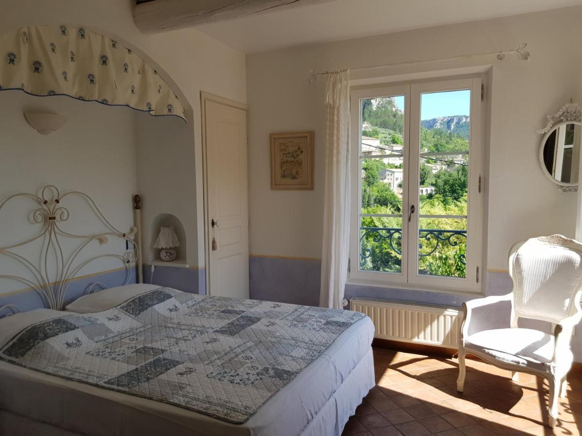 Bed and Breakfast Bastide des Oliviers Moustiers-Sainte-Marie Exterior foto